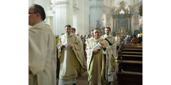 Aussendung der Sternsinger im Hohen Dom zu Fulda (Foto: Karl-Franz Thiede)